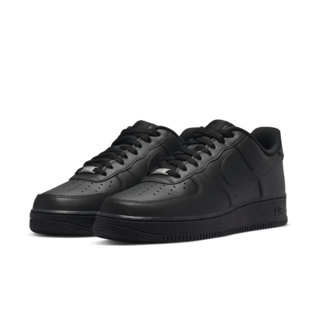 Nike Air Force 1 07 "Triple Black"