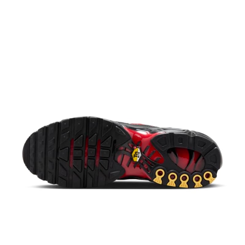 Nike Air Max Plus TN "Black & University Red"