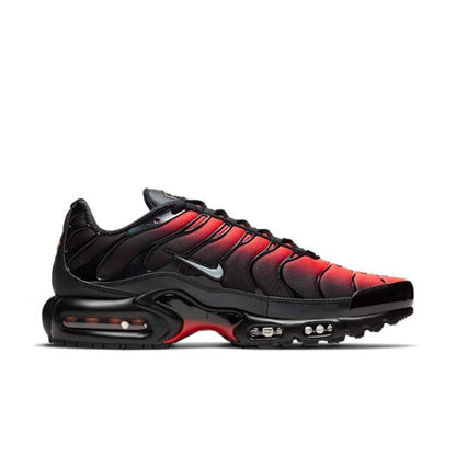 Nike Air Max Plus TN "Deadpool"
