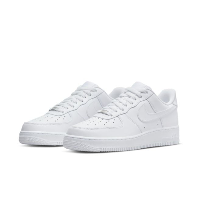 Nike Air Force 1 07 "Triple White"